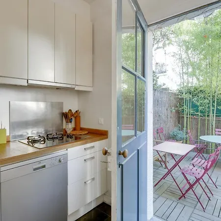 펜션 Comfortable House With Terrace For 5 People By Wee *
