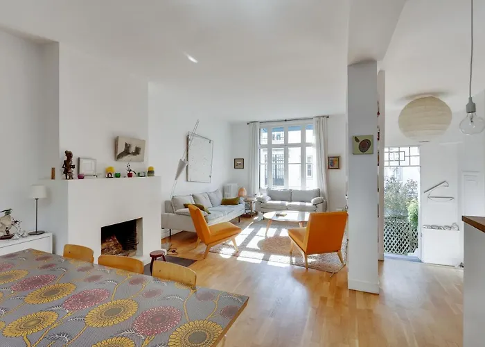別荘 Comfortable House With Terrace For 5 People By Wee パリ